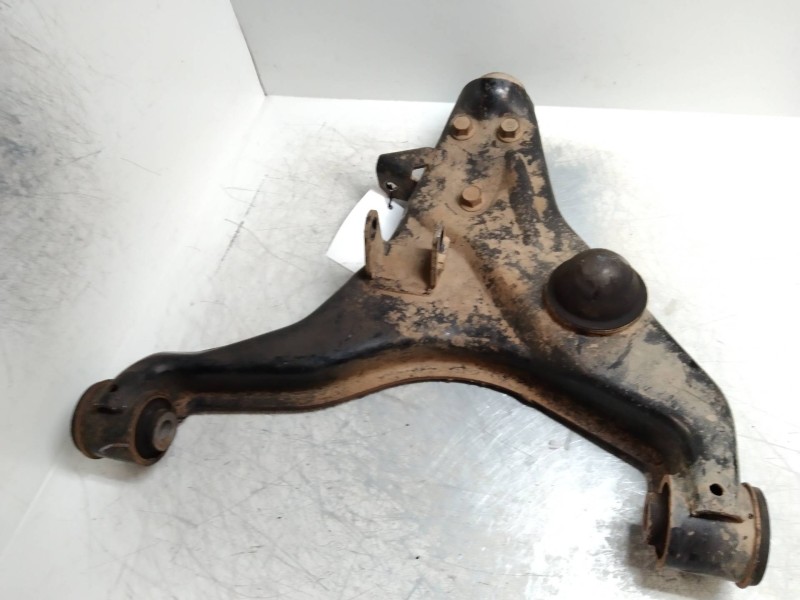 Recambio de brazo suspension inferior delantero derecho para mitsubishi l 200 (ka0/kb0) 2.5 di-d cat referencia OEM IAM   