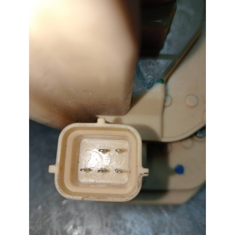 Recambio de motor cierre centralizado delantero derecho para fiat panda (319) 1.2 cat referencia OEM IAM 51563631  5P