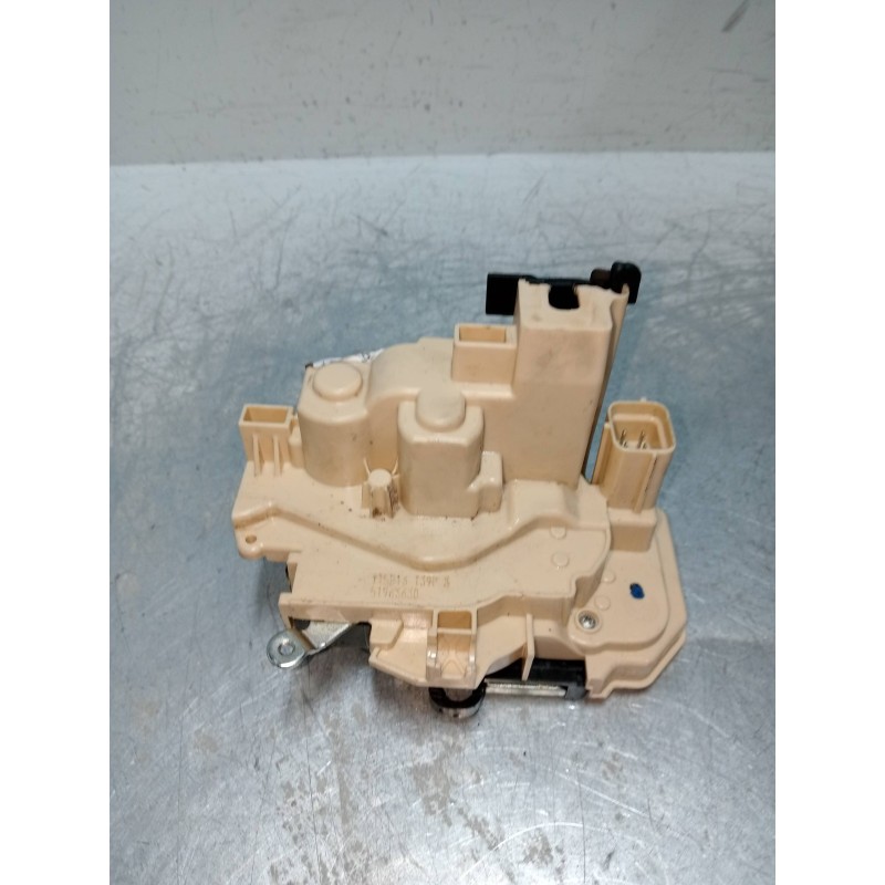 Recambio de motor cierre centralizado trasero izquierdo para fiat panda (319) 1.2 cat referencia OEM IAM 51963630  