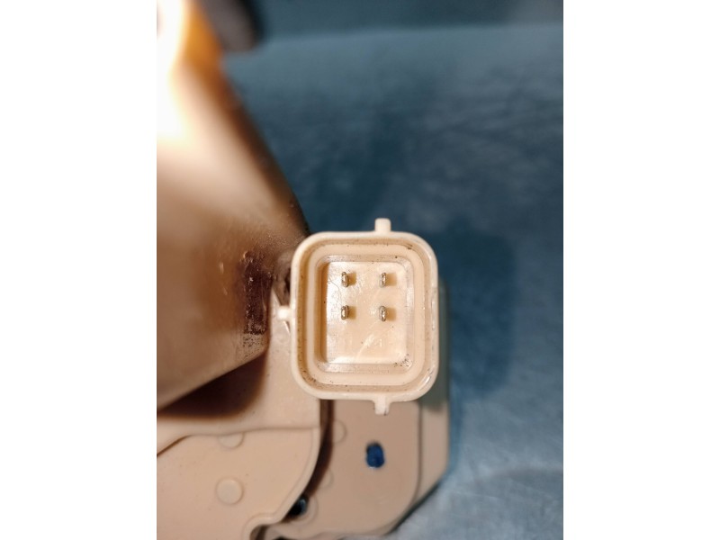 Recambio de motor cierre centralizado trasero izquierdo para fiat panda (319) 1.2 cat referencia OEM IAM 51963630  