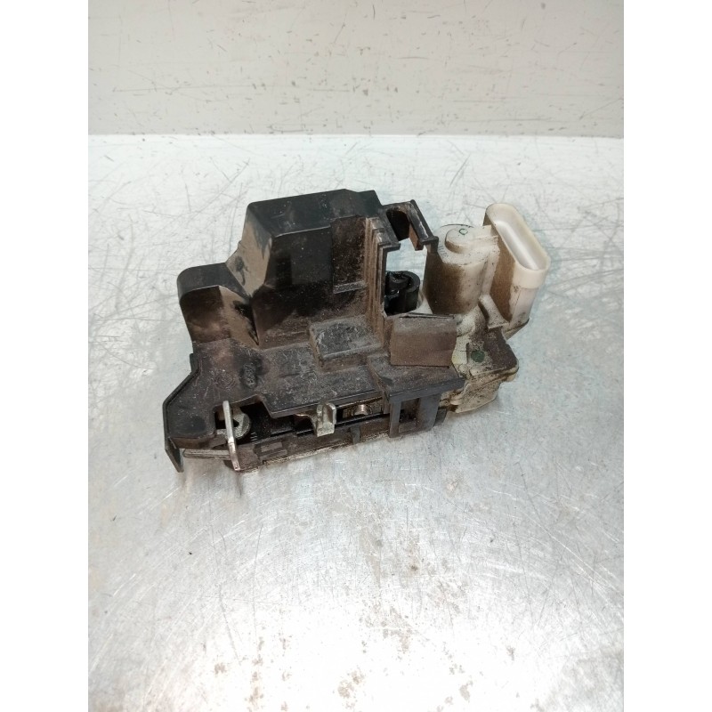 Recambio de motor cierre centralizado delantero derecho para fiat doblo cargo (223) 1.9 jtd sx furg. panorama referencia OEM IAM Recambio de motor cierre centralizado delantero derecho para fiat doblo cargo (223) 1.9 jtd sx furg. panorama referencia OEM IAM