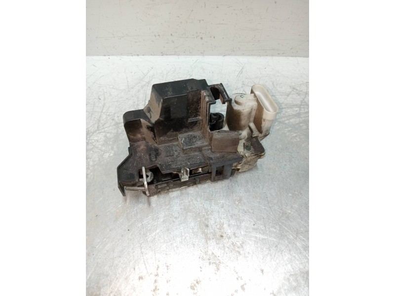 Recambio de motor cierre centralizado delantero derecho para fiat doblo cargo (223) 1.9 jtd sx furg. panorama referencia OEM IAM