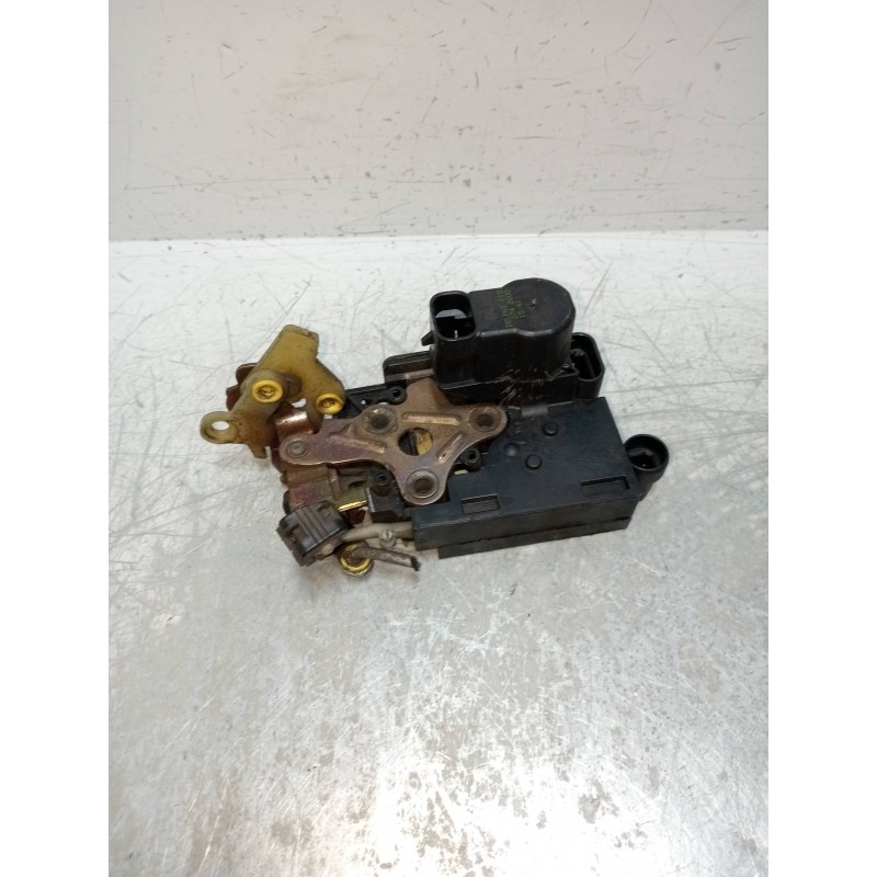 Recambio de motor cierre centralizado delantero izquierdo para fiat marea weekend (185) jtd 105 sx referencia OEM IAM   