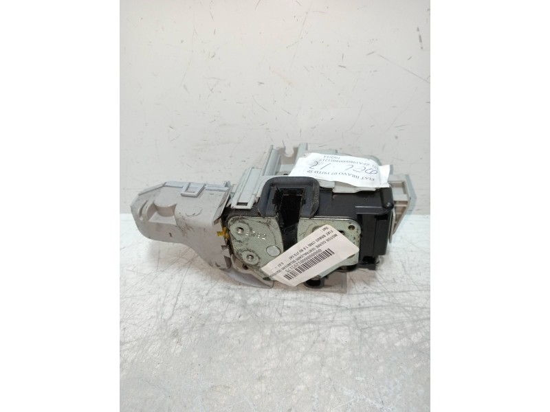 Recambio de motor cierre centralizado delantero izquierdo para fiat bravo (198) 1.9 8v jtd cat referencia OEM IAM 51798291 5P 