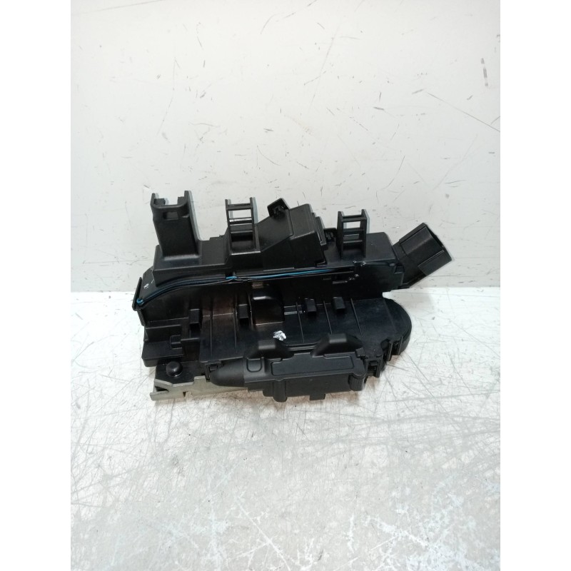 Recambio de motor cierre centralizado delantero derecho para fiat croma (194) 1.9 jtd 16v cat referencia OEM IAM 51708428A  5P