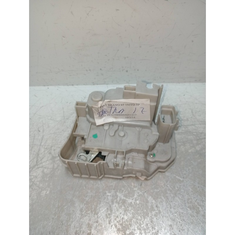 Recambio de motor cierre centralizado trasero izquierdo para fiat bravo (198) 1.9 8v jtd cat referencia OEM IAM   5P