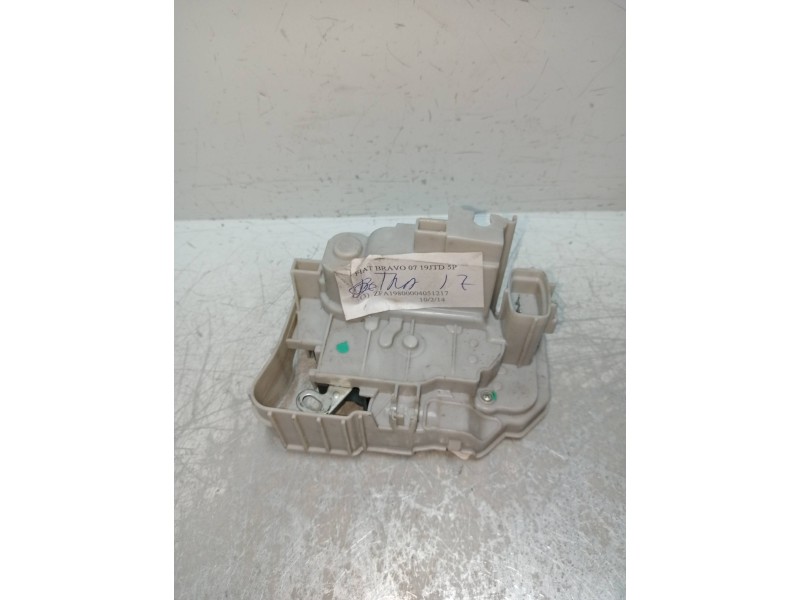Recambio de motor cierre centralizado trasero izquierdo para fiat bravo (198) 1.9 8v jtd cat referencia OEM IAM   5P