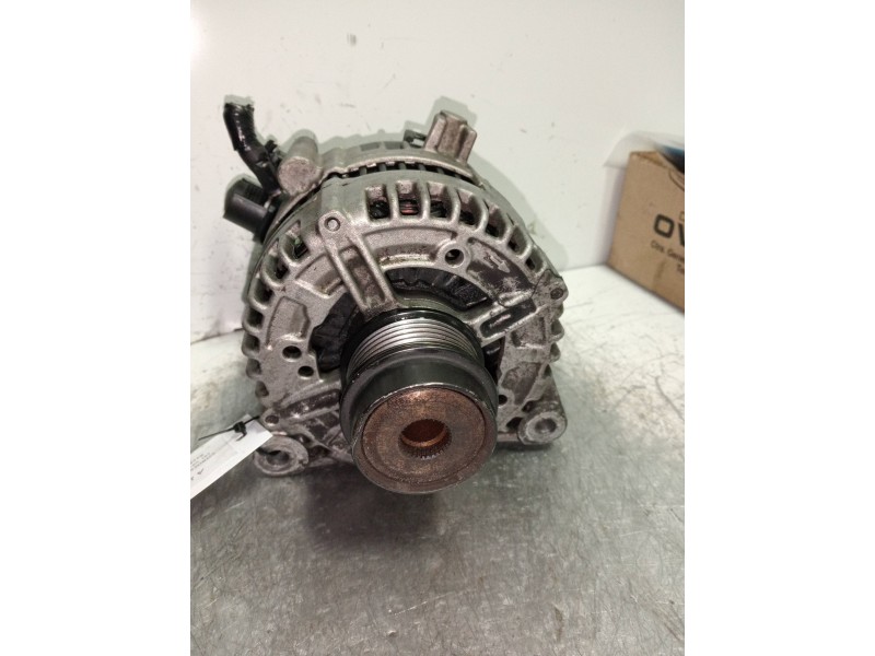 Recambio de alternador para citroen c6 básico referencia OEM IAM 0121715001  
