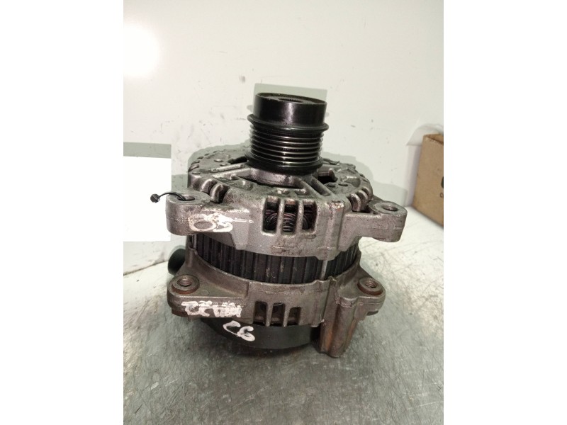 Recambio de alternador para citroen c6 básico referencia OEM IAM 0121715001  