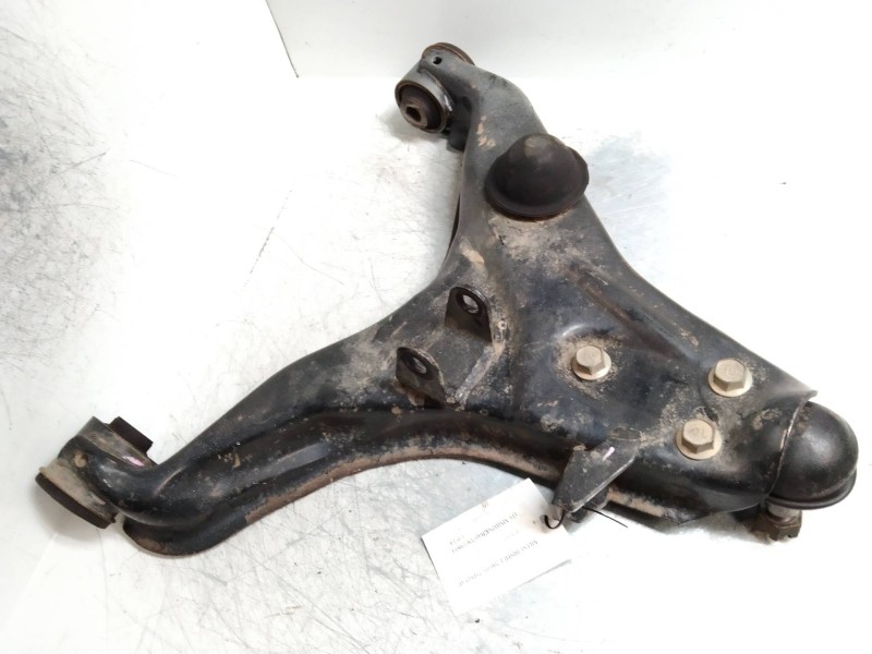 Recambio de brazo suspension inferior delantero izquierdo para mitsubishi l 200 (ka0/kb0) 2.5 di-d cat referencia OEM IAM   