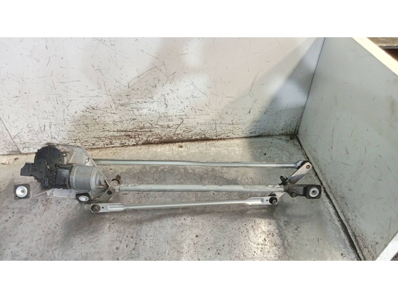 Recambio de motor limpia delantero para ford kuga (cbv) trend referencia OEM IAM 0390241696 8V4117508AA 3397021252 8V4117504AC