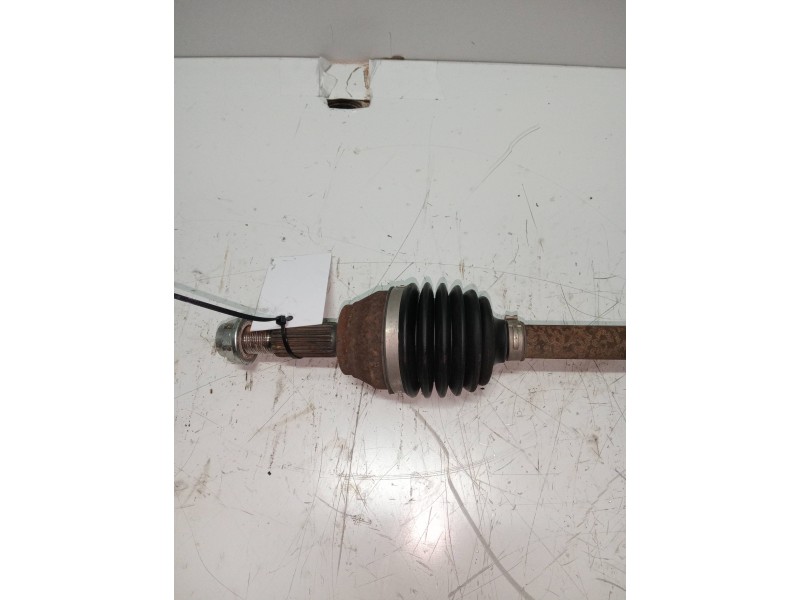 Recambio de transmision delantera izquierda para ford fiesta (ccn) 1.25 16v cat referencia OEM IAM 8V513B437AAB  