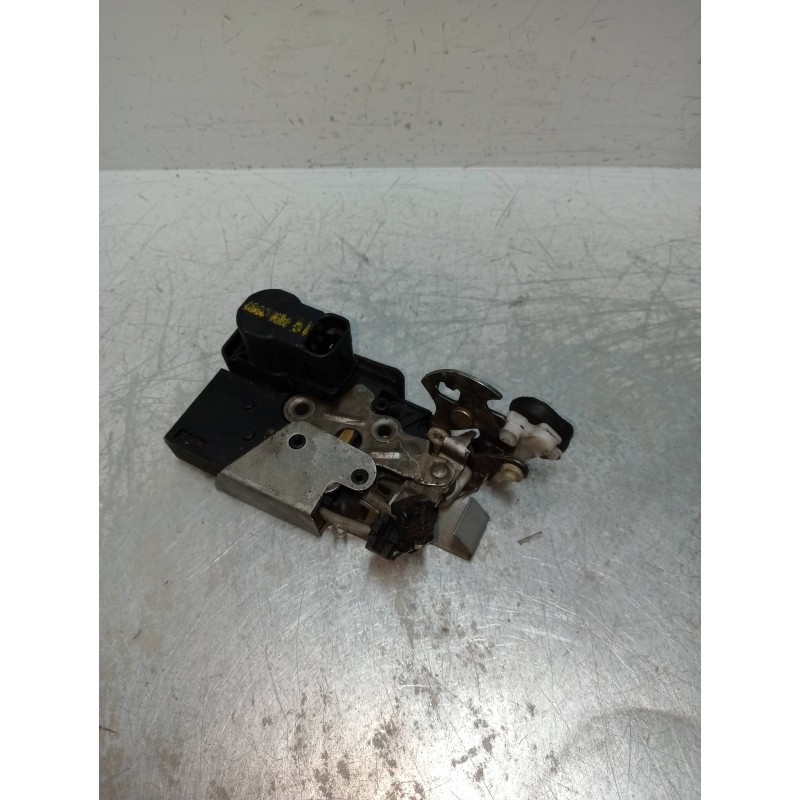 Recambio de motor cierre centralizado trasero derecho para fiat brava (182) 1.9 turbodiesel referencia OEM IAM   5P