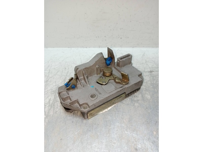 Recambio de motor cierre centralizado trasero izquierdo para citroen xantia berlina 1.9 turbodiesel referencia OEM IAM   5P