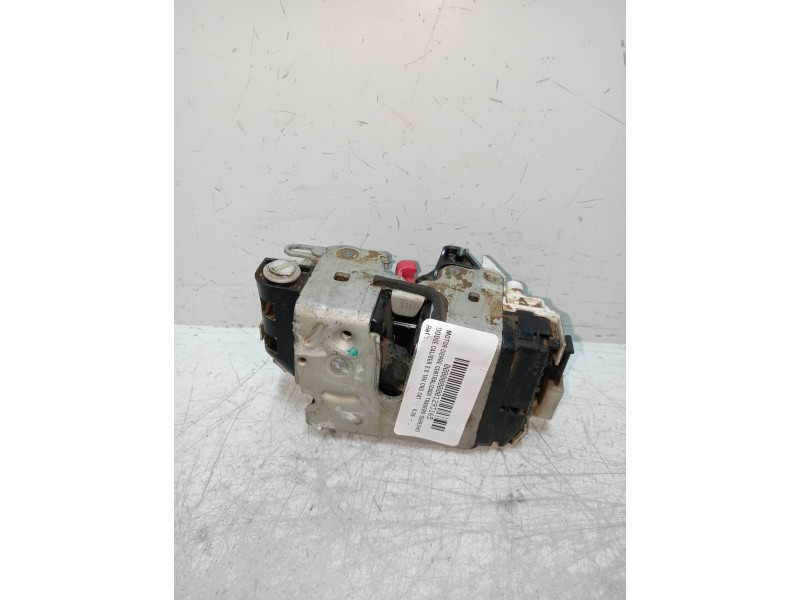 Recambio de motor cierre centralizado trasero derecho para dodge caliber 2.0 16v crd cat referencia OEM IAM   5P Recambio de motor cierre centralizado trasero derecho para dodge caliber 2.0 16v crd cat referencia OEM IAM   5P
