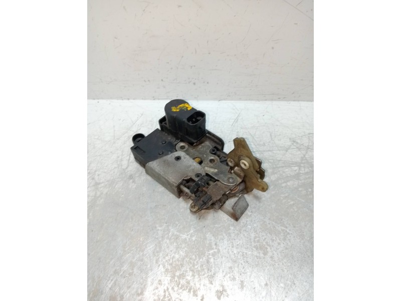 Recambio de motor cierre centralizado delantero derecho para fiat brava (182) 1.9 turbodiesel referencia OEM IAM  5P 