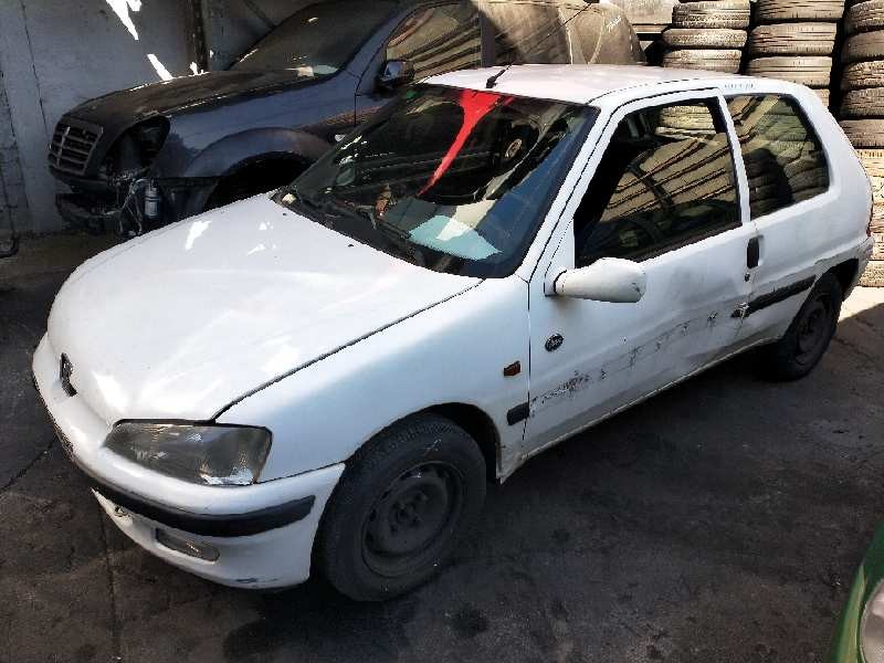 peugeot 106 (s2) del año 2000