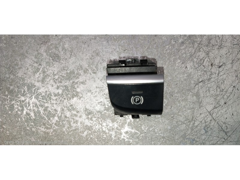 Recambio de mando multifuncion para audi a3 sedán(8vs) attraction referencia OEM IAM 8V1927225A  