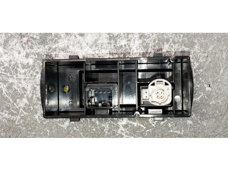 Recambio de modulo electronico para audi a3 sedán(8vs) attraction referencia OEM IAM 8V0035726A  