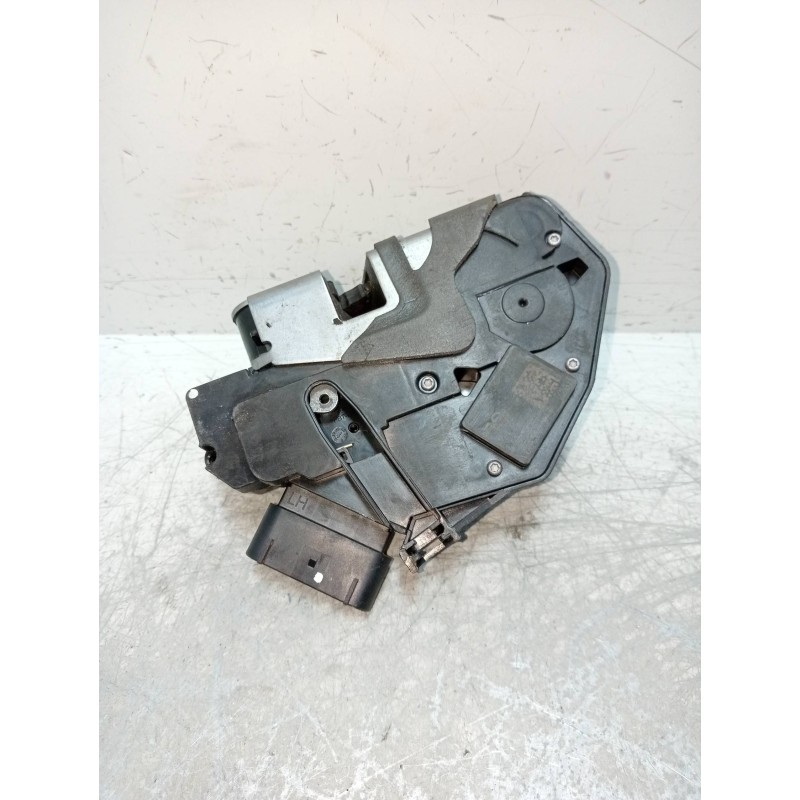 Recambio de motor cierre centralizado delantero izquierdo para ford fiesta (cb1) ambiente referencia OEM IAM 40534133 8A6AA21813