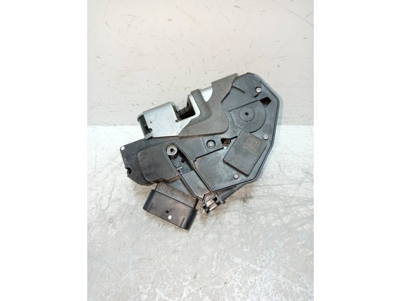 Recambio de motor cierre centralizado delantero izquierdo para ford fiesta (cb1) ambiente referencia OEM IAM 40534133 8A6AA21813