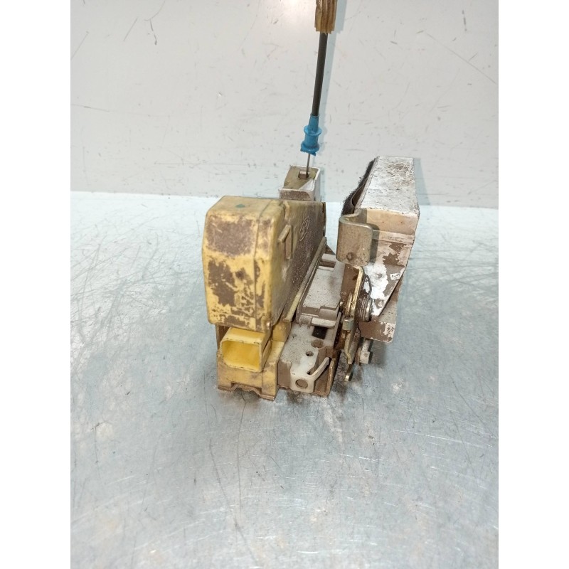 Recambio de motor cierre centralizado delantero derecho para ford escort berlina/turnier referencia OEM IAM 91ABB219A64CH  3P Recambio de motor cierre centralizado delantero derecho para ford escort berlina/turnier referencia OEM IAM 91ABB219A64CH  3P