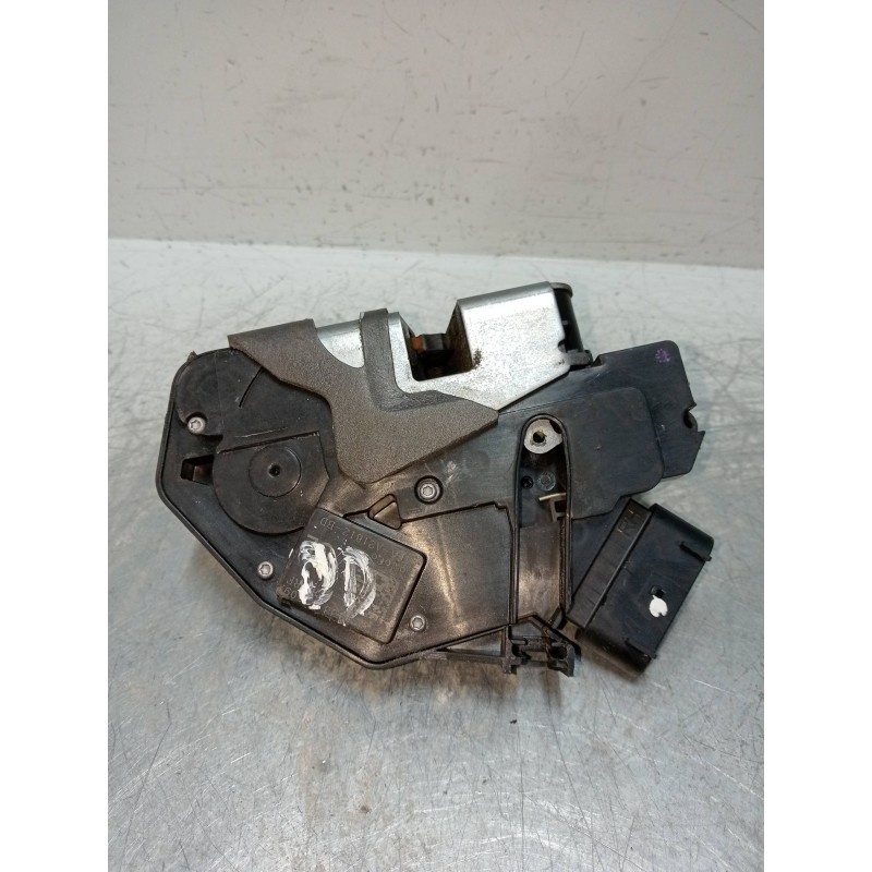Recambio de motor cierre centralizado delantero derecho para ford fiesta (cb1) ambiente referencia OEM IAM 40644133 8A6AA21812BD