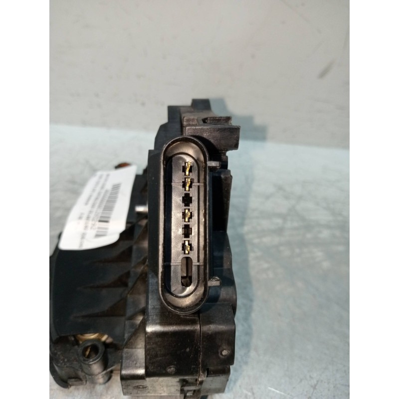 Recambio de motor cierre centralizado delantero derecho para ford fiesta (cb1) ambiente referencia OEM IAM 40644133 8A6AA21812BD