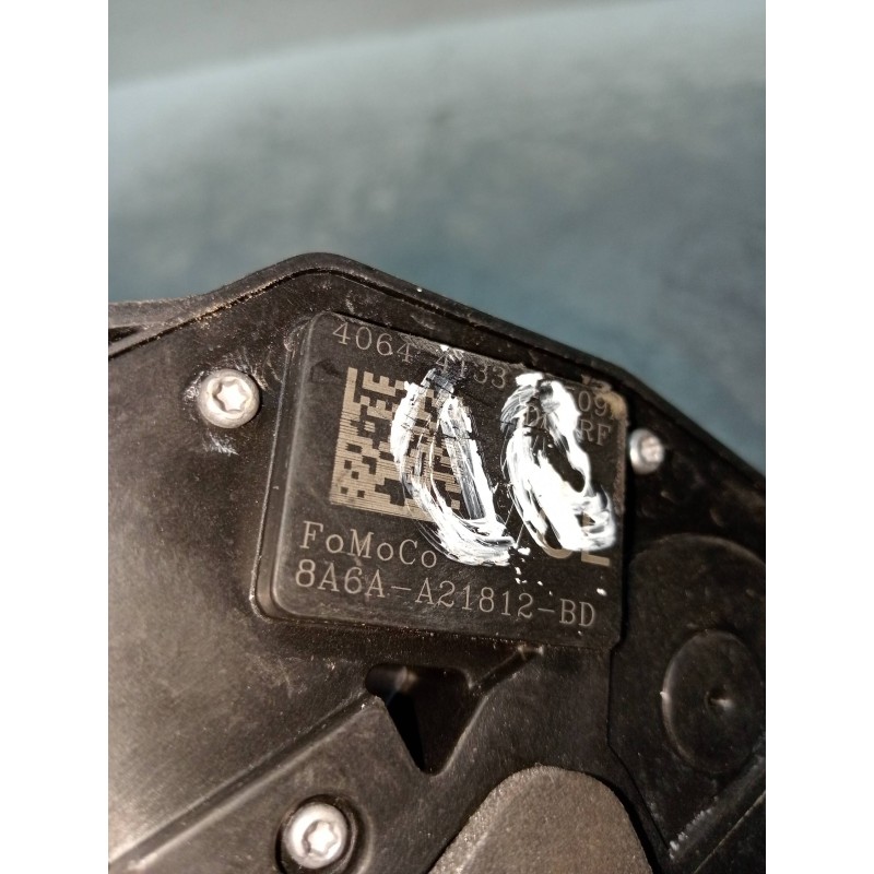 Recambio de motor cierre centralizado delantero derecho para ford fiesta (cb1) ambiente referencia OEM IAM 40644133 8A6AA21812BD