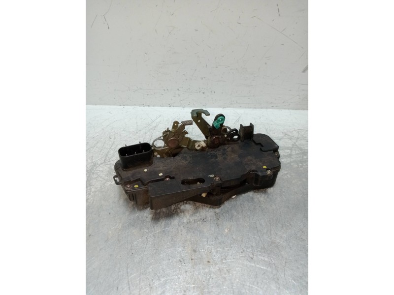 Recambio de motor cierre centralizado trasero izquierdo para fiat stilo (192) 1.2 16v active referencia OEM IAM   5P