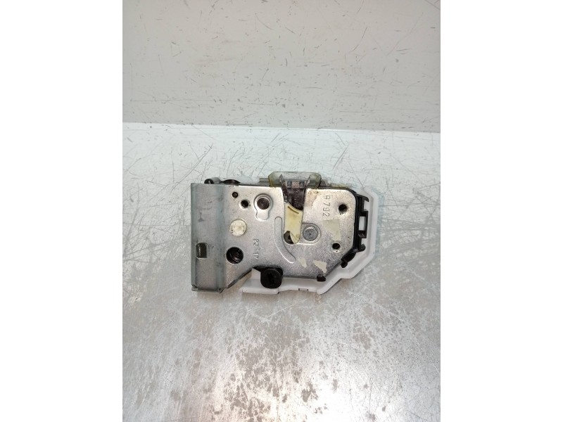 Recambio de motor cierre centralizado trasero derecho para fiat tipo ii (356) sedan 1.4 cat (gpl) referencia OEM IAM 519876030  