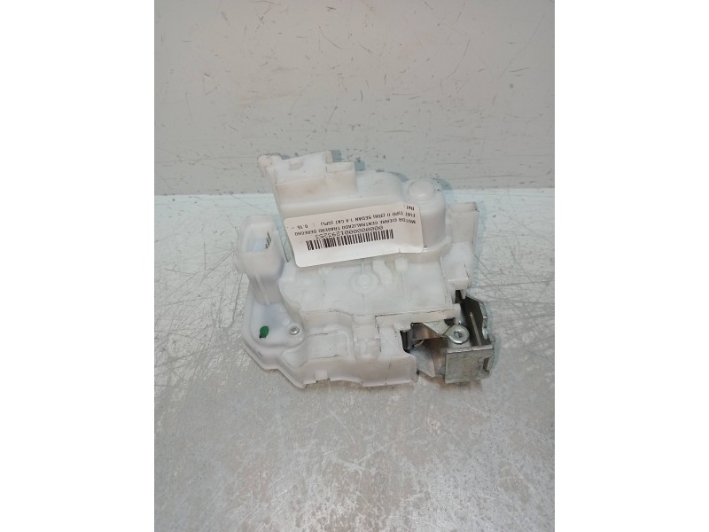 Recambio de motor cierre centralizado trasero derecho para fiat tipo ii (356) sedan 1.4 cat (gpl) referencia OEM IAM 519876030  