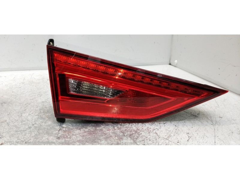 Recambio de piloto trasero izquierdo interior para audi a3 sedán(8vs) attraction referencia OEM IAM 8V5945093H 81220111 