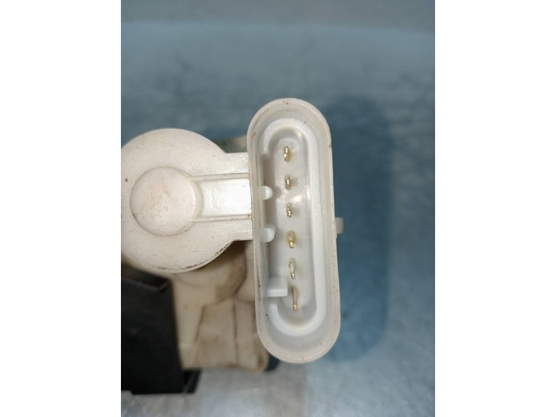 Recambio de motor cierre centralizado delantero derecho para fiat punto berlina (188) 1.2 16v elx referencia OEM IAM  5P 