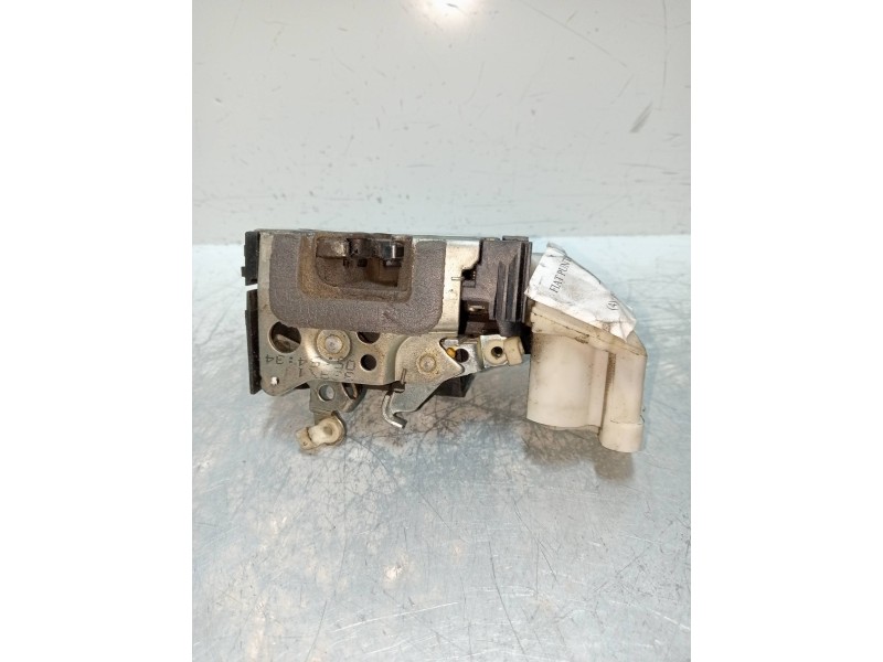Recambio de motor cierre centralizado delantero derecho para fiat punto berlina (188) 1.9 diesel eco referencia OEM IAM  3P 3P