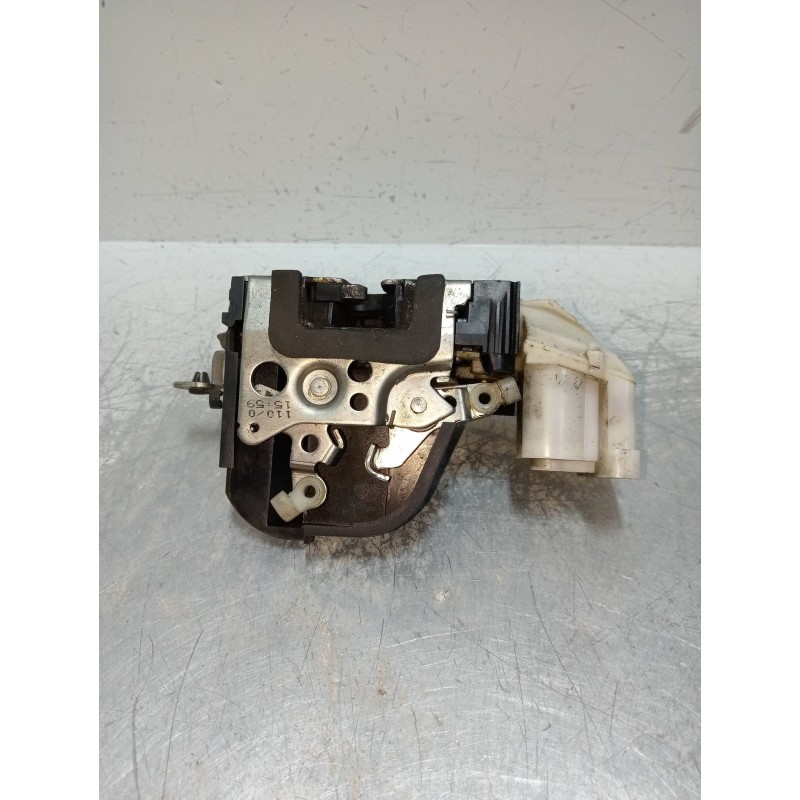 Recambio de motor cierre centralizado delantero derecho para fiat punto berlina (188) 1.9 diesel eco referencia OEM IAM  5P 5P