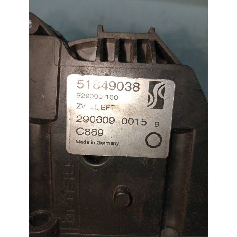 Recambio de motor cierre centralizado delantero derecho para fiat grande punto (199) 1.3 16v multijet dynamic (55kw) (01.2007) r