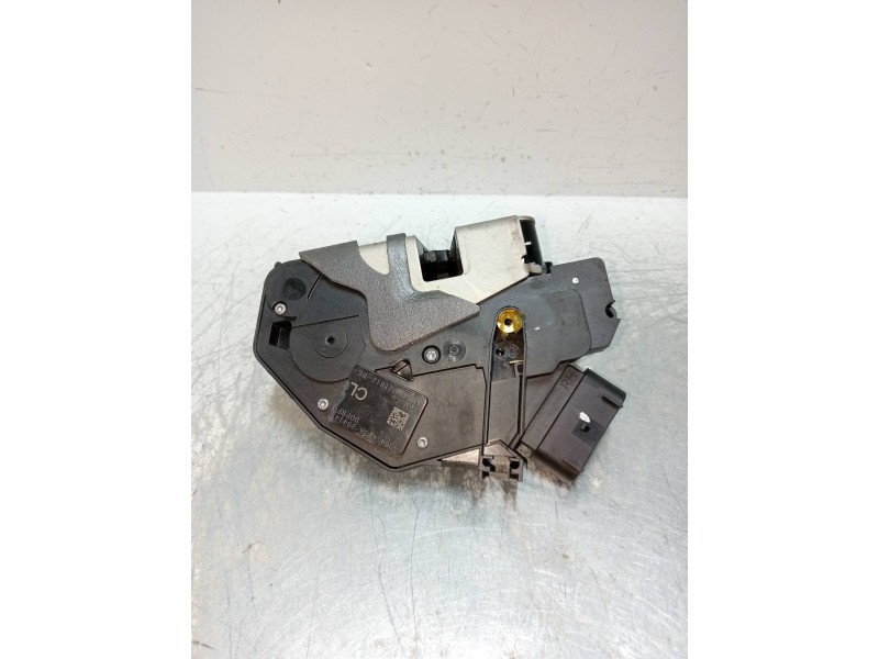 Recambio de motor cierre centralizado delantero derecho para ford fiesta (ccn) 1.25 16v cat referencia OEM IAM 40644138 AM5AU218