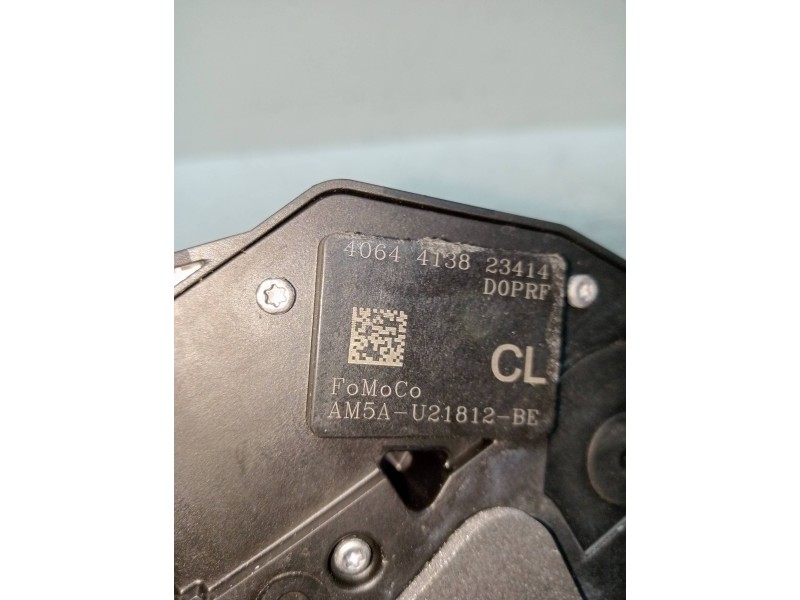 Recambio de motor cierre centralizado delantero derecho para ford fiesta (ccn) 1.25 16v cat referencia OEM IAM 40644138 AM5AU218