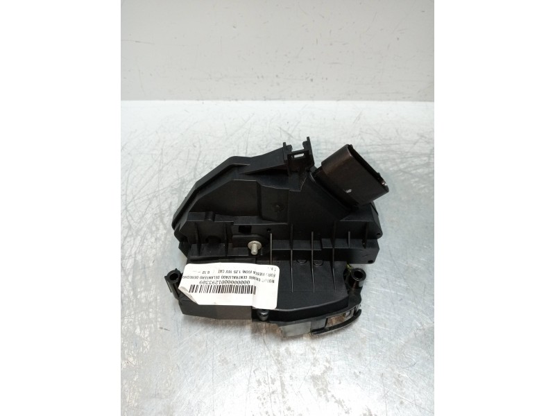 Recambio de motor cierre centralizado delantero derecho para ford fiesta (ccn) 1.25 16v cat referencia OEM IAM 40644138 AM5AU218