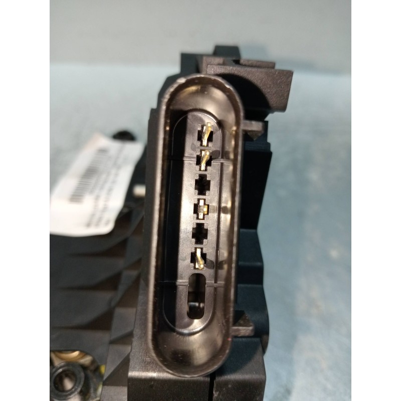 Recambio de motor cierre centralizado delantero derecho para ford fiesta (ccn) 1.25 16v cat referencia OEM IAM 40644138 AM5AU218