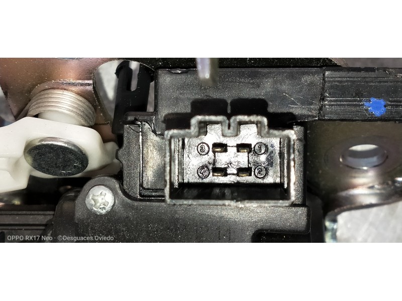 Recambio de motor cierre centralizado porton para audi a3 sedán(8vs) attraction referencia OEM IAM 4H0827505A  