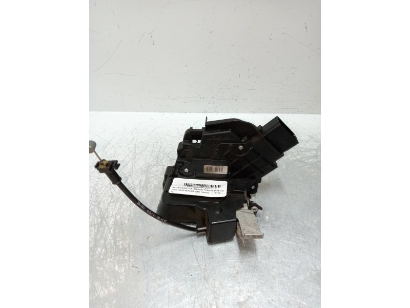 Recambio de motor cierre centralizado trasero derecho para ford focus berlina (cap) titanium referencia OEM IAM 4M5AR26412BC  4P