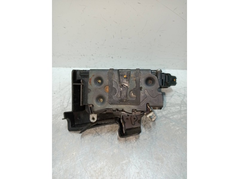 Recambio de motor cierre centralizado delantero izquierdo para ford focus berlina (cap) ambiente (d) referencia OEM IAM 3M5AR218