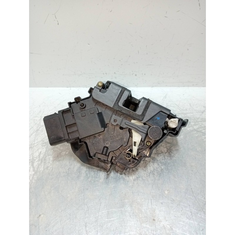 Recambio de motor cierre centralizado trasero izquierdo para ford focus berlina (cap) trend referencia OEM IAM 4M5AR26413BB  5P