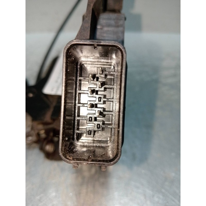 Recambio de motor cierre centralizado delantero derecho para ford focus berlina (cap) 2.0 tdci cat referencia OEM IAM   3P