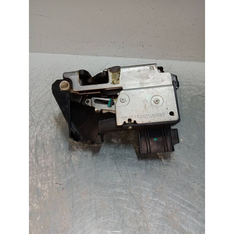 Recambio de motor cierre centralizado trasero derecho para ford fusion (cbk) 1.4 tdci cat referencia OEM IAM 2S6AA26412BH  5P
