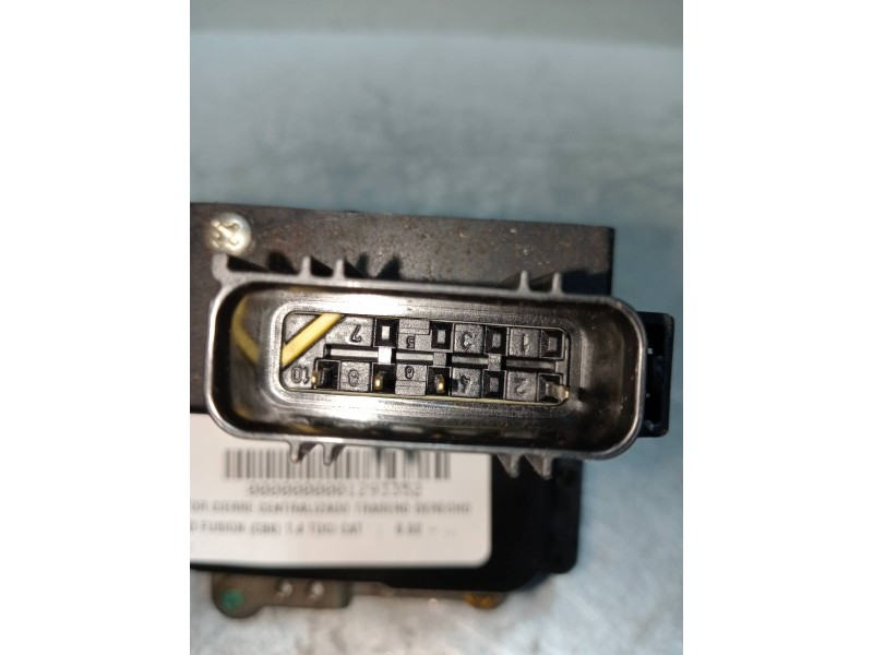 Recambio de motor cierre centralizado trasero derecho para ford fusion (cbk) 1.4 tdci cat referencia OEM IAM 2S6AA26412BH  5P