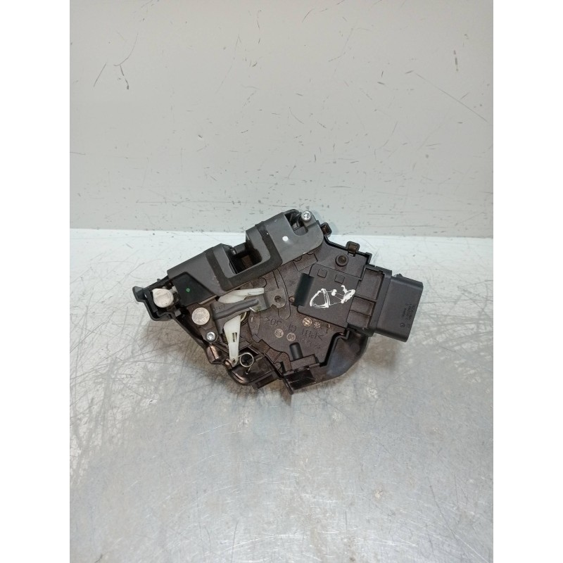 Recambio de motor cierre centralizado trasero derecho para ford focus lim. (cb4) 1.6 tdci cat referencia OEM IAM 4M5AR26412BE  5
