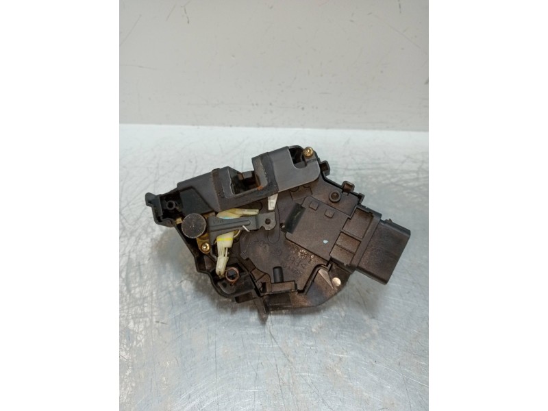 Recambio de motor cierre centralizado delantero derecho para ford focus c-max (cap) trend (d) referencia OEM IAM   5P